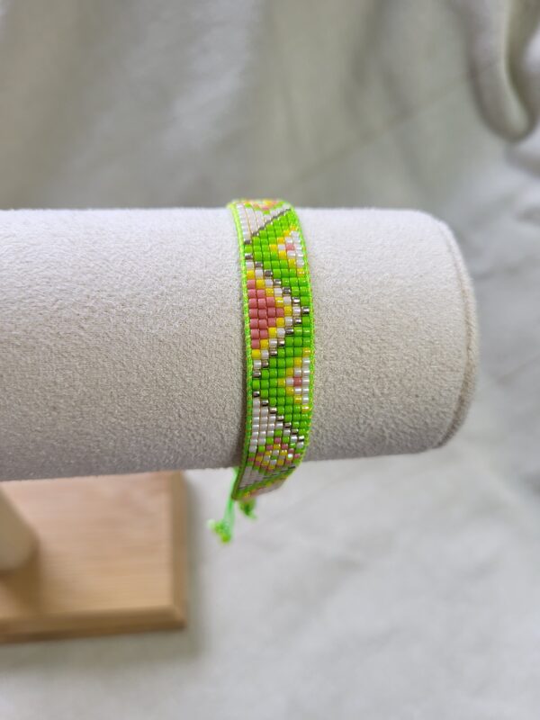 Bracelet tissé ton vert acidulé