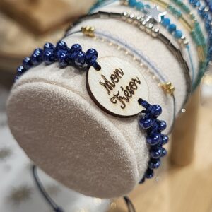 Bracelet en macramé et perle Preciosa - Médaillon en bois